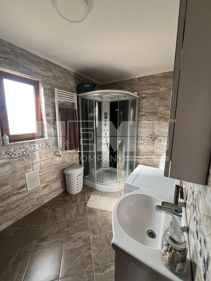 Casă de vis de vanzare | Prelipca, Suceava | Preț: € 127.000 - Poză 8