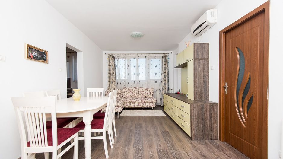 VÂNDUT-APARTAMENT 2 CAMERE CU PANORAMĂ LA MUREȘ ÎN VIA ROMANA - Poză 2