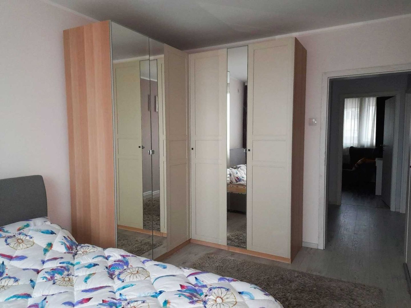 De inchiriat. Apartament 3 camere Parcul Circului cu vedere la parc - Poză 2