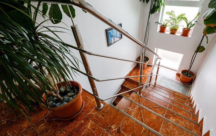 Casă pentru o familie numeroasă în Săcălaz - Poză 12