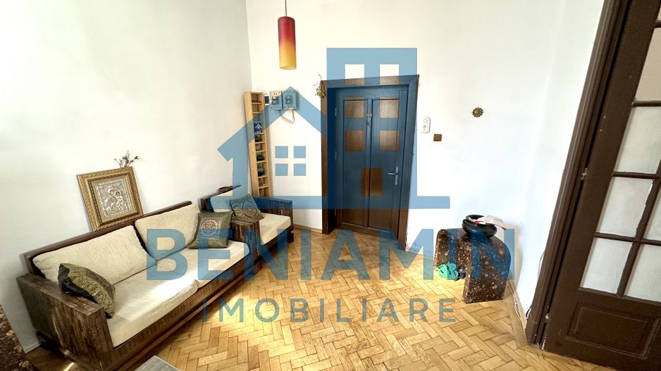 Apartament 107mp-Vizavi de Primarie-Etaj 2-Casa alba-Foarte spatios - Poză 7