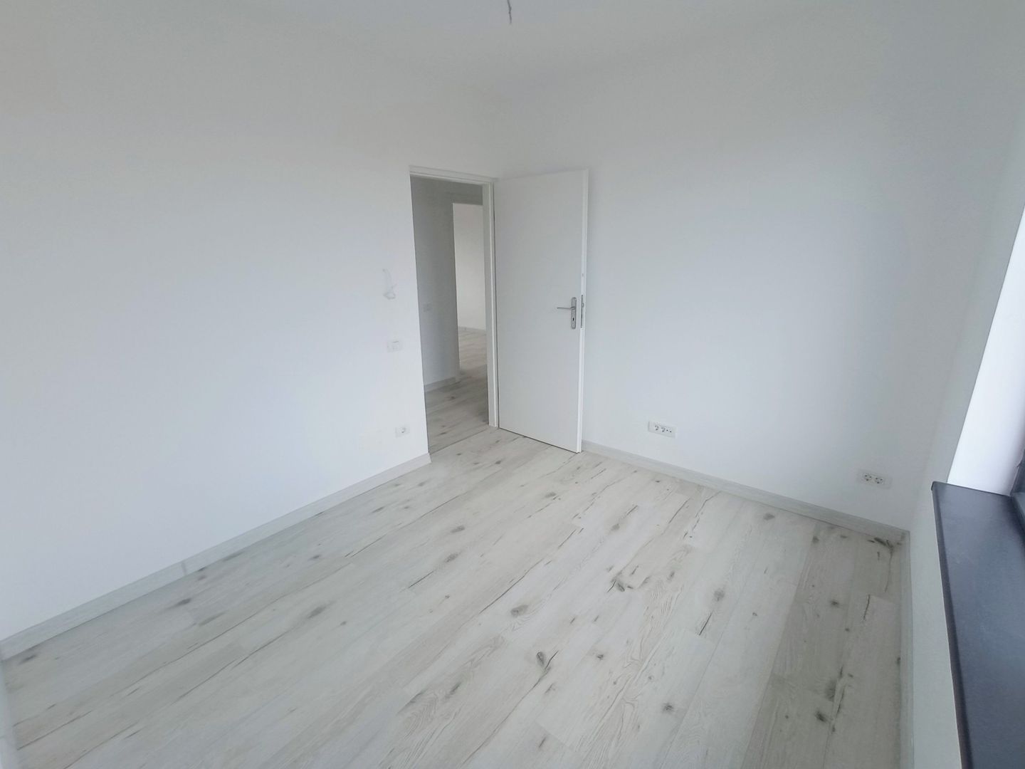 CASA INDIVIDUALA - 4 CAMERE, 333 MP TEREN,PARTER + POD, COMISION 0% - Poză 10