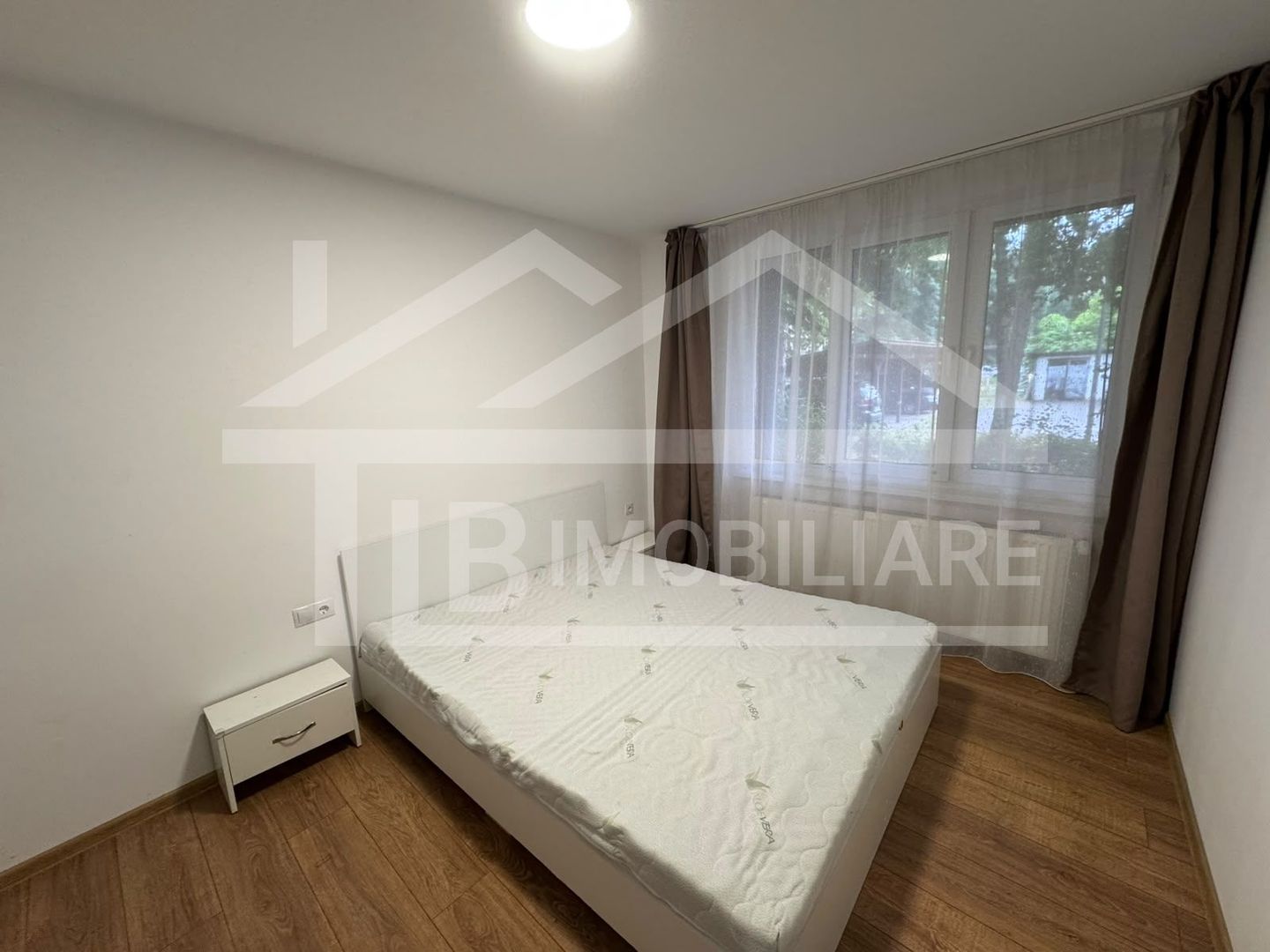 Apartament cu 2 camere, 50 mp, zona Libertății - Poză 4