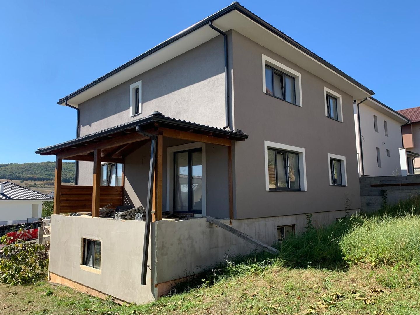 Casă cu teren – Zona Profi Chinteni | Casă nouă, semifinisată | Garaj si Terasa - Poză 3