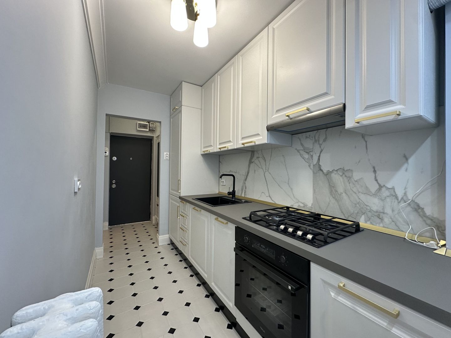 PIATA ROMANA - Piata Amzei | 2 Camere Renovat + Metrou 450M - Poză 4