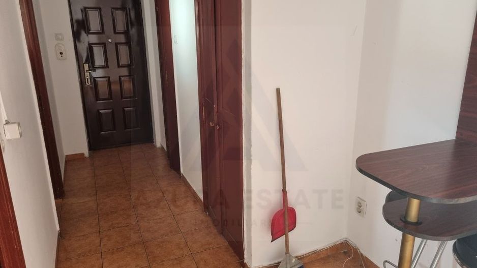 Apartament 2 camere 54 mp utili bucatarie inchisa etaj 3 zona Terezian - Poză 7
