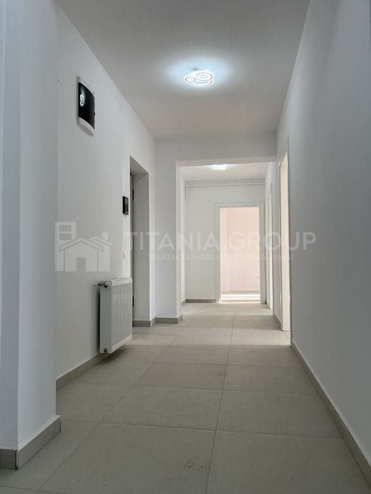 Apartament 3 camere, decomandat, 80 mp utili + 2 terase - Zona Coresi - Poză 5