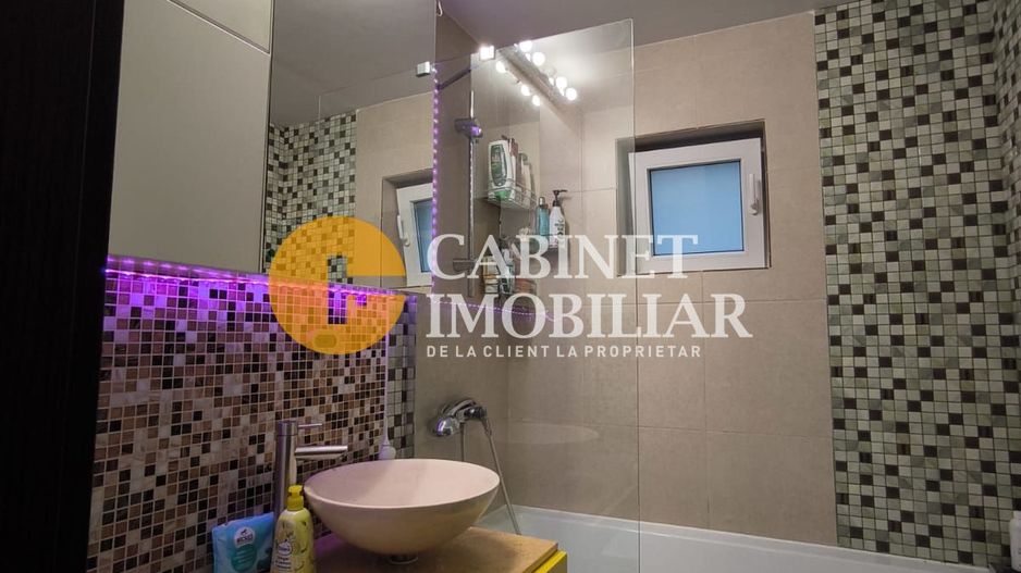 Ap modern cu 2 camere mobilat complet– 47 mp, capăt CUG (zona Biserica Albă) - Poză 3