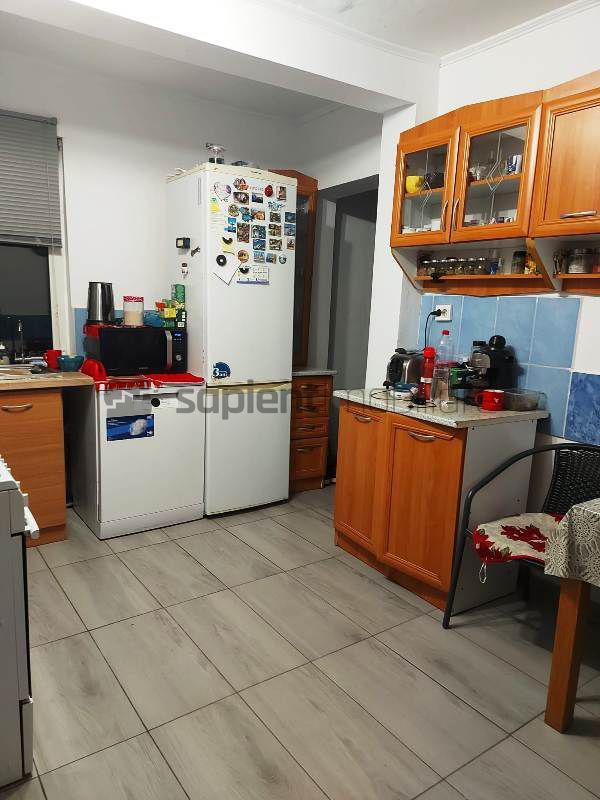 Casa cu 4 camere in Iosia - Poză 3