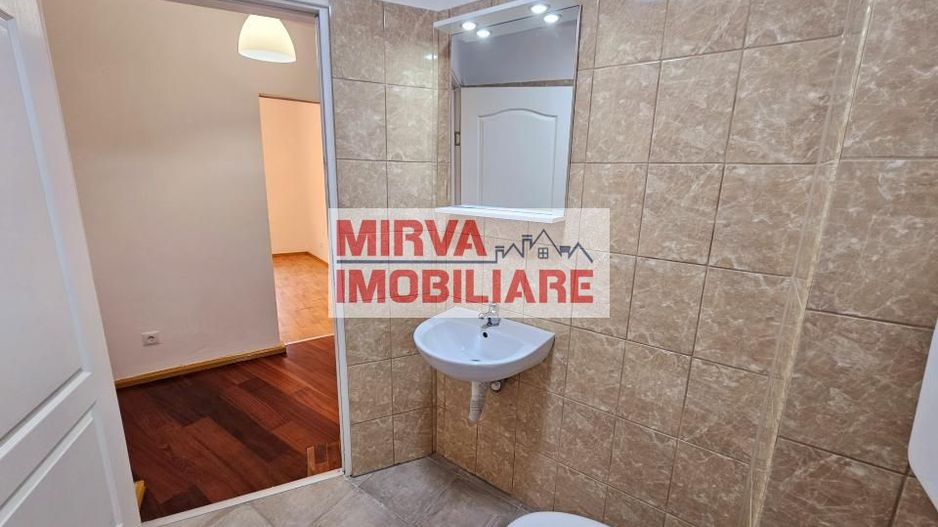 🏢 Spațiu de birouri – 5 camere, 2 băi – Central, Ploiești - Poză 17