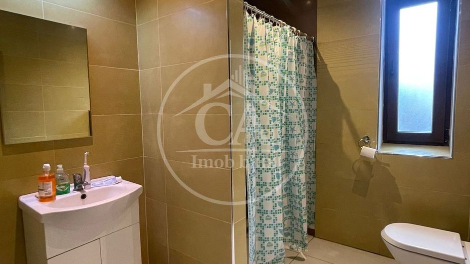 Casa de inchiriat cu 5 camere  in zona Nufaru, Oradea. - Poză 13