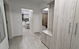 Coresi -Bloc Maurer M9, etajul 1, mobilat, parcare - Poză 2