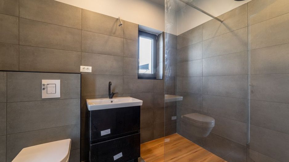 Casa noua, moderna, Micesti Arges - Poză 2