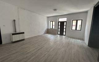 🏢🔥 BIROU MODERN ÎN TÂRGU MUREȘ - Poză 3