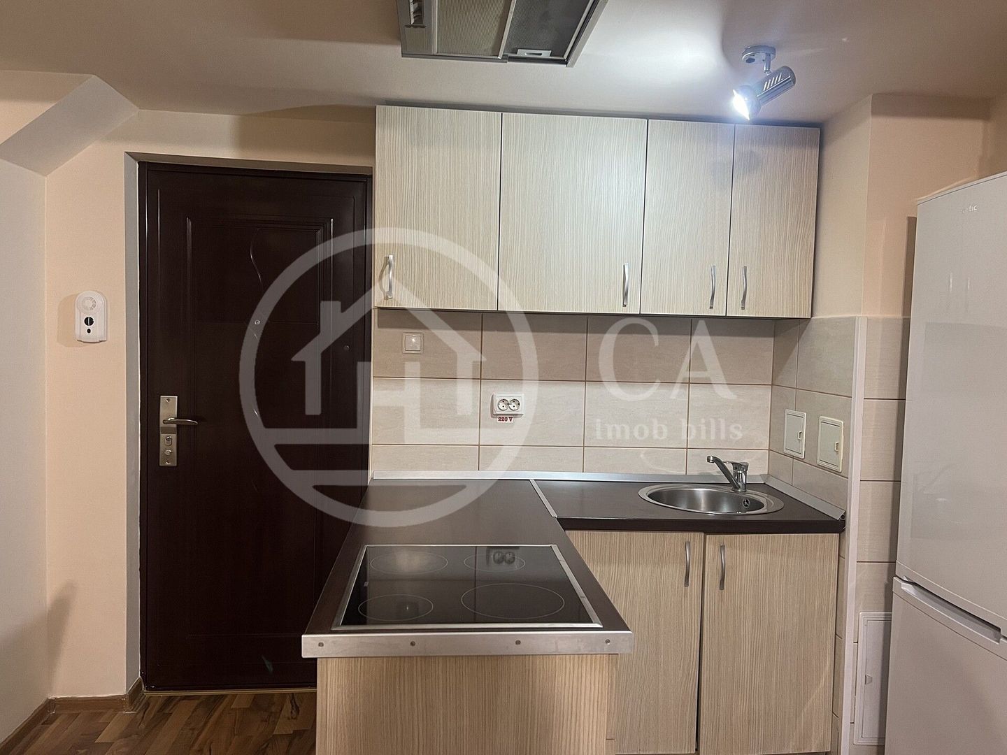 Apartament cu 2 camere de inchiriat in Prima Nufarul Oradea - Poză 3