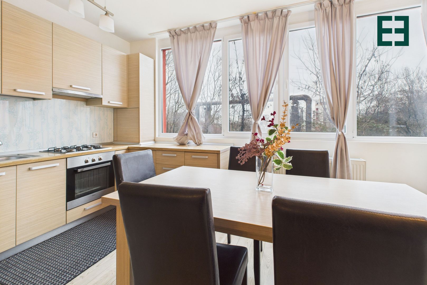 Apartament cu 2 camere și parcare acoperită etaj 1 Ared - Arad - Poză 5