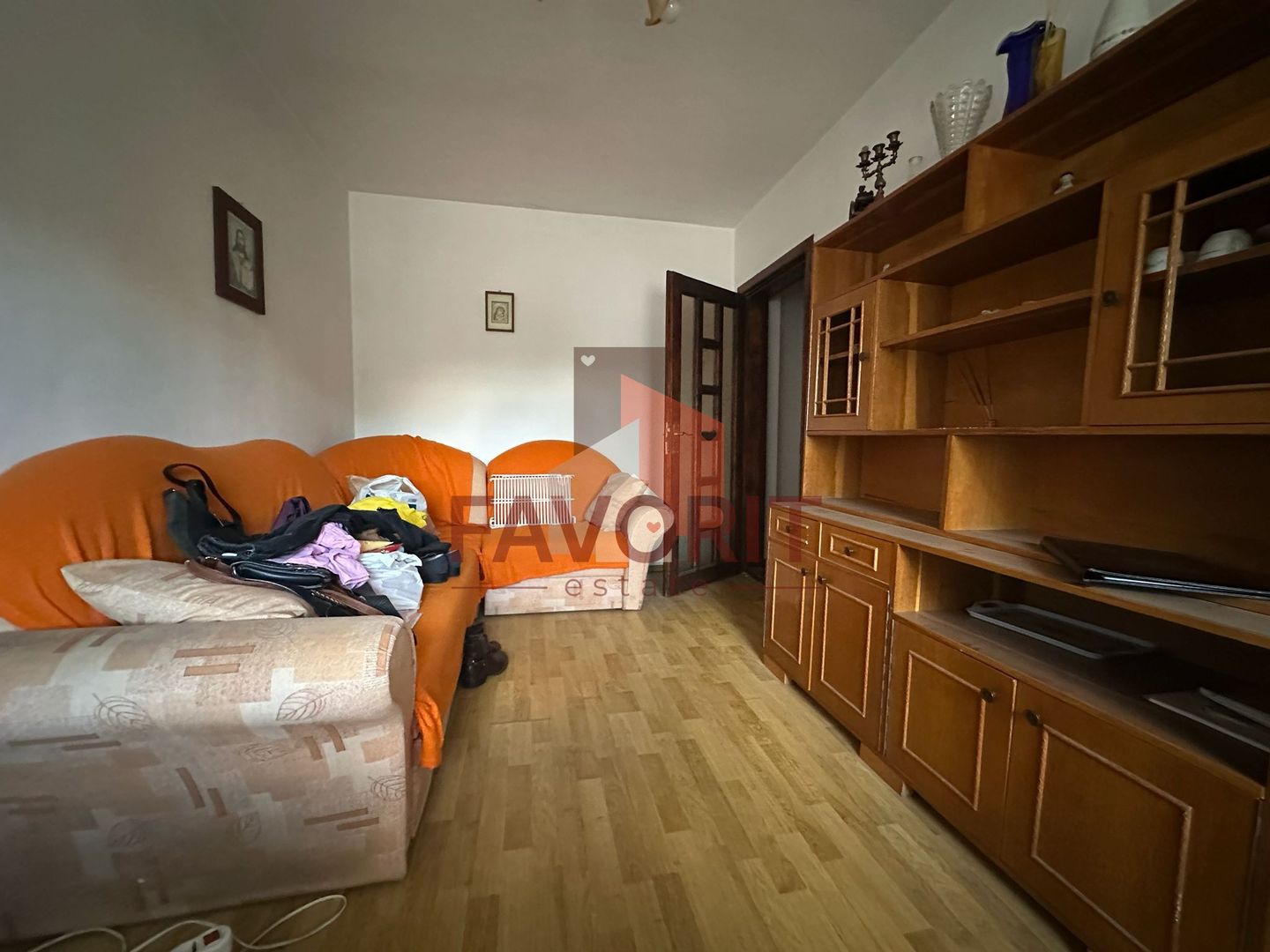 3 camere | etaj 1 | mobilat si utilat | zona excelenta | - Poză 1