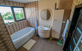 Palazu Mare / Elvila  - Vila deosebită compusă din S+P+2E, mobilata și utilata - Poză 58