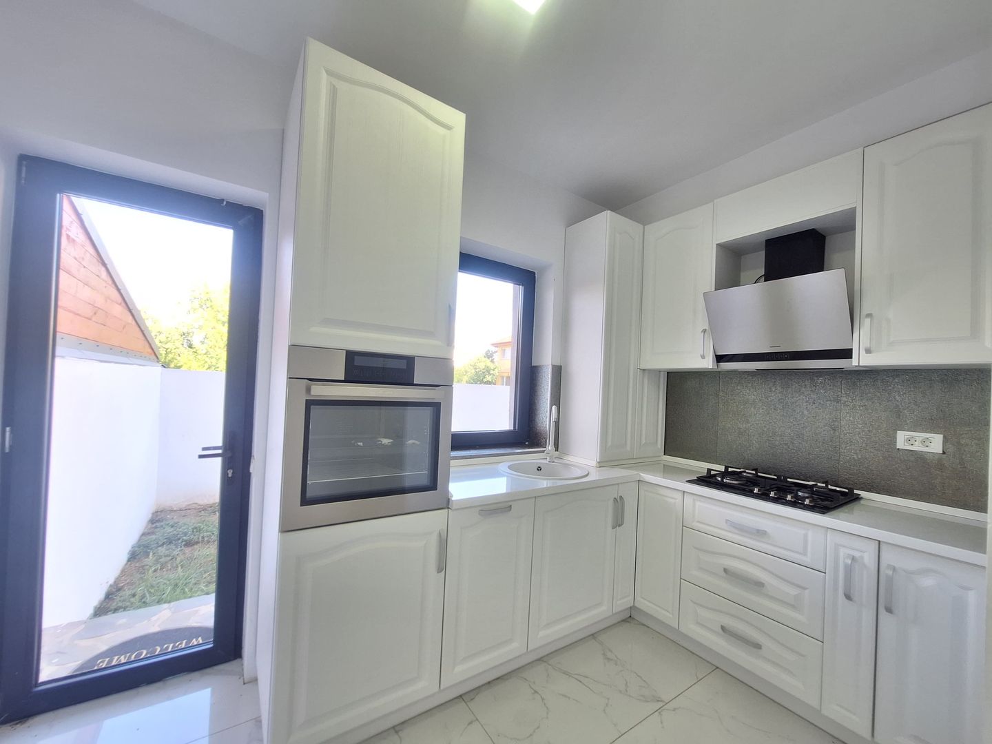 Casa cu gradina proprie - Strada Smaraldului Domnesti - Poză 12