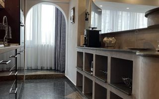 Închiriez apartament 2 camere, Decebal, mobilat, confort lux, parcare - Poză 6