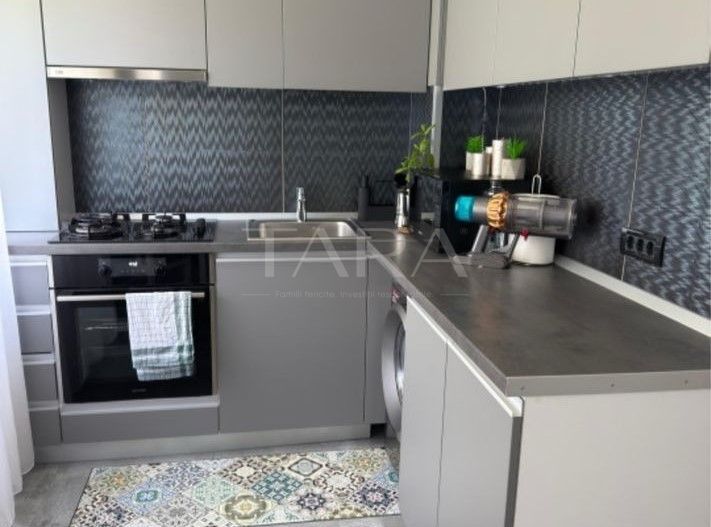 Apartament in zona de case, imobil nou, finisat, complet mobilat. - Poză 5