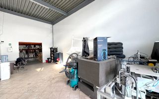 Spatiu industrial cu 4 hale/Teren 9300 mp/SU.7800 mp. - Poză 2