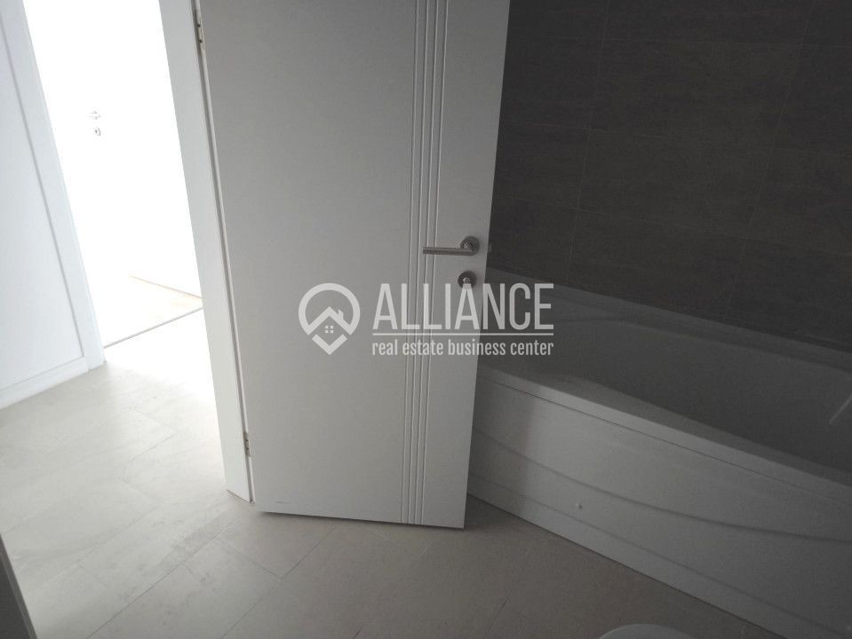 Inel 2/Primo(cod04)-3 camere decomandate 2 bai bloc nou - Poză 6