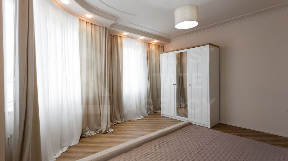 Chirie, apartament, 5 camere, strada Petru Rareș, Centru - Poză 4