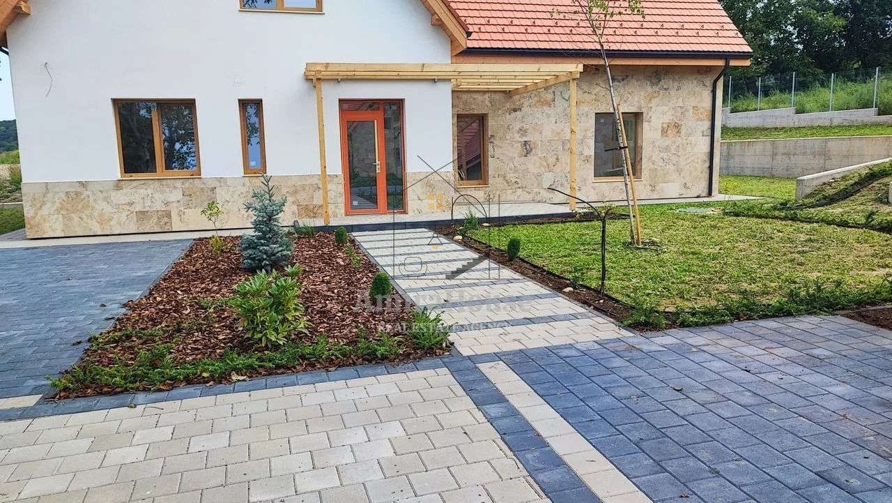 0% COMISION 3 Case individuale,  199 mp utili,  teren 533 mp, sat Gheorgheni - Poză 5