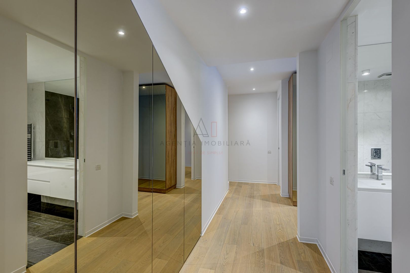 Elegant Duplex with Private Garden in One Aviatorilor Commission-Free - Poză 11