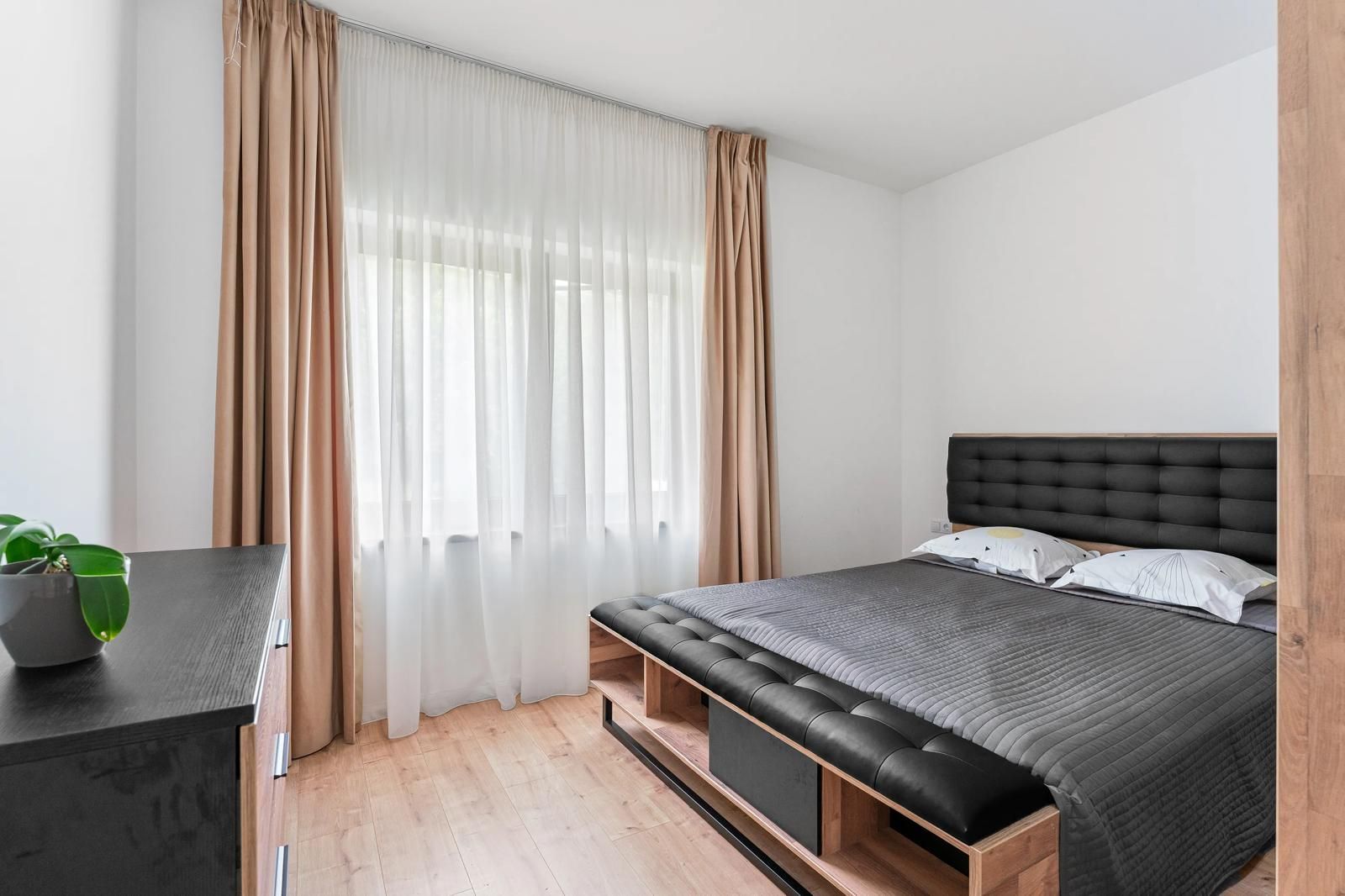 De inchiriat Casa moderna 160 mp teren 1000 mp Tocile Sadu - Poză 15