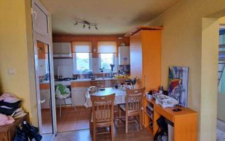 Apartament 3 camere Piata mica - Poză 3