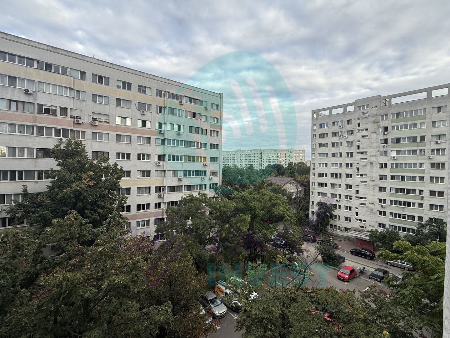 Garsoniera cozy la 3 minute de metrou - Poză 12