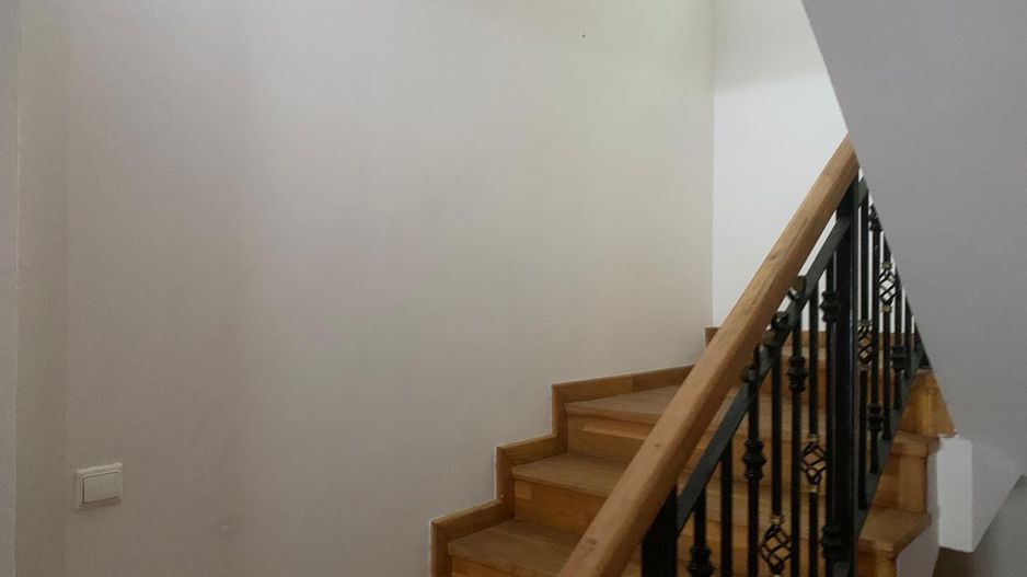 Duplex spațios, 200 mp utili, teren 700 mp, în vatra veche din Moșnița - Poză 16