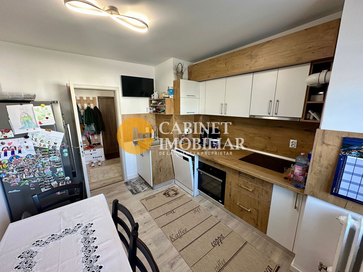 4 CAMERE RENOVAT - ETAJ 3 - BLOC DIN 1990 - ROND ZIMBRU - Poză 9