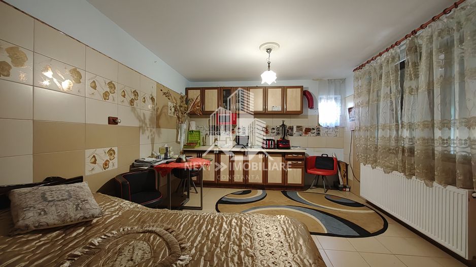 Casa 5 camere cu teren 942 mp Agigea - Poză 9