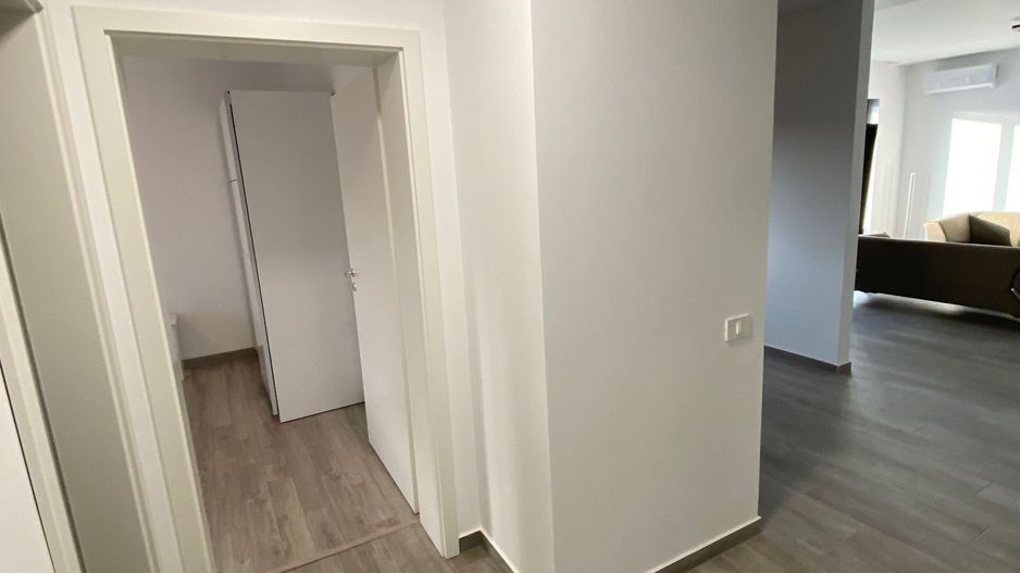Apartament 3 camere - Dumbravita - Poză 16