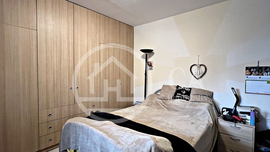 Apartament cu 3 camere de vanzare in zona Rogerius, Oradea - Poză 8