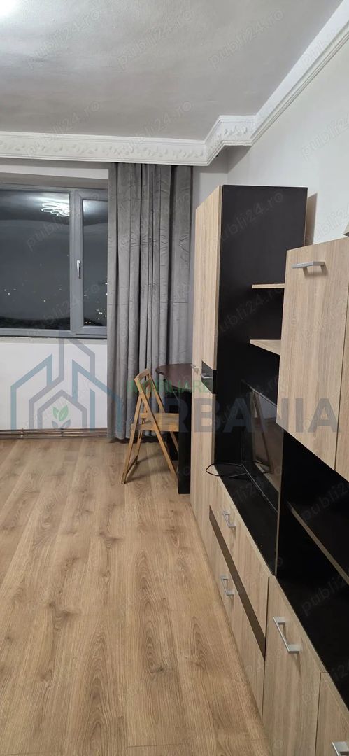 Inchiriez apartament 3 camere decomandat - Poză 3