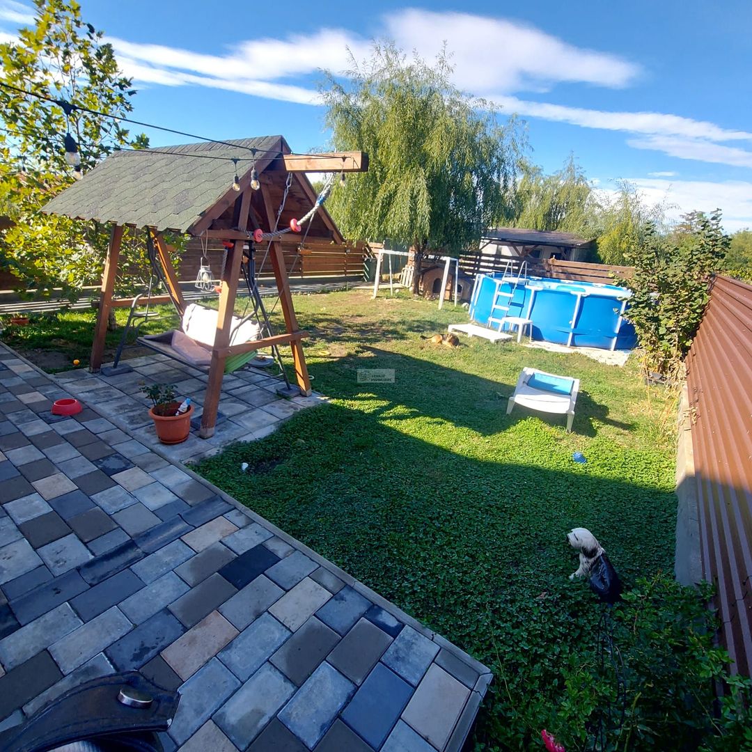 Casa   P+M /Golesti/Vrancea/170.000 neg/teren 1069mp - Poză 2