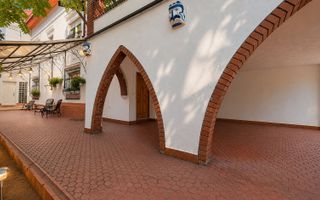 Vila zona Stefan cel Mare - 380 mp teren - 452 mp utili, Rezidential / Office - Poză 2