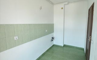 De vanzare garosniera cu vedere panoramica, Titan - Răsărit de Soare - Poză 4