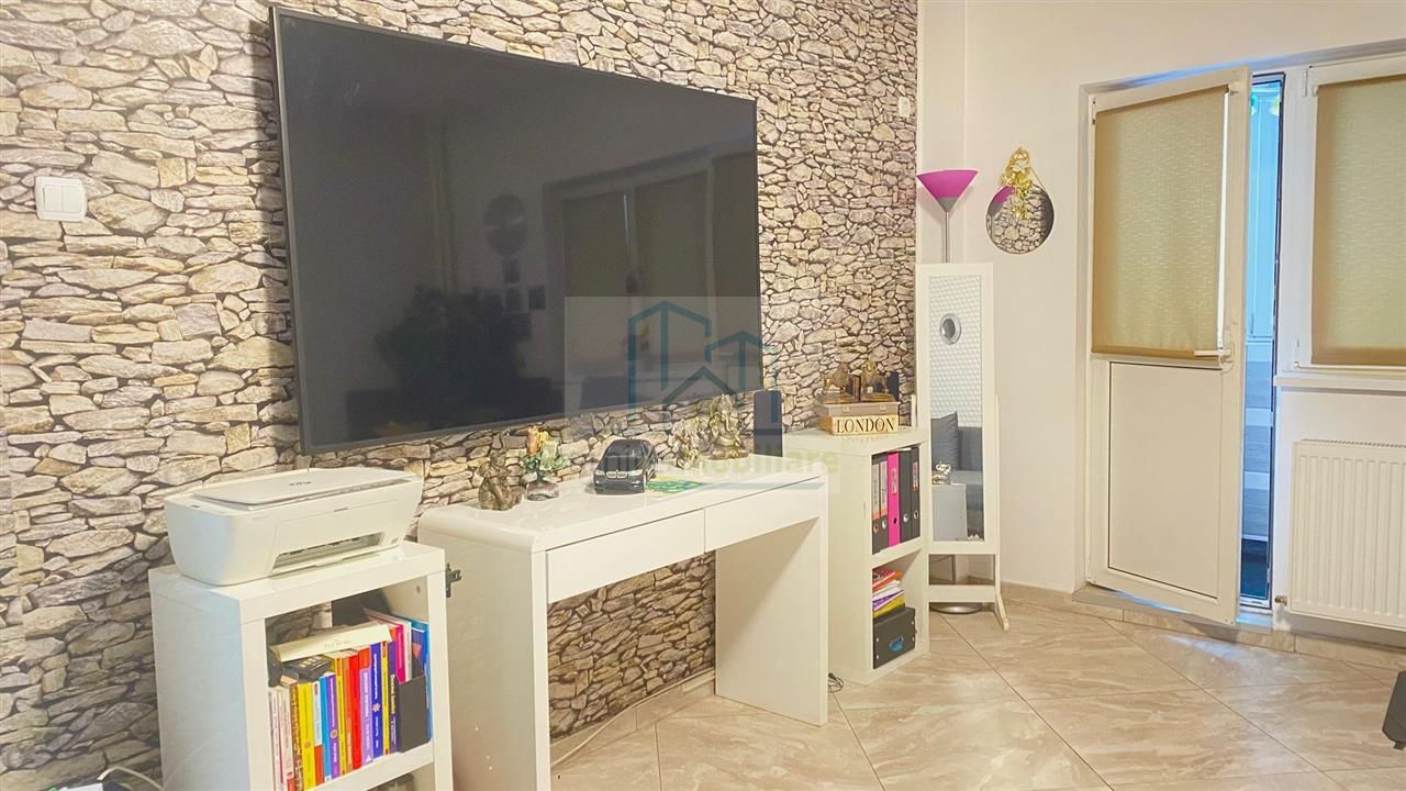 Apartament 3 camere BD Chisinau  decomandat etajul 1/10 bloc 1983 - Poză 4