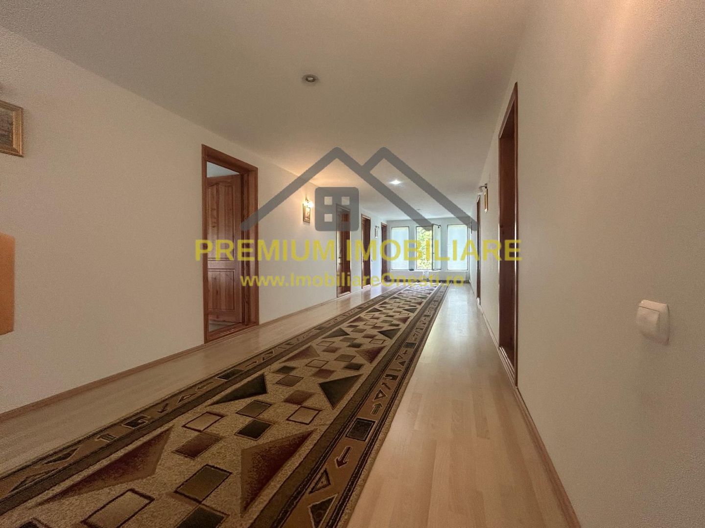 Casa/Pensiune de vanzare Slanic-Moldova Reducere pret luna Iulie - Poză 24