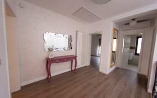 O casa cu personalitate - Poză 13