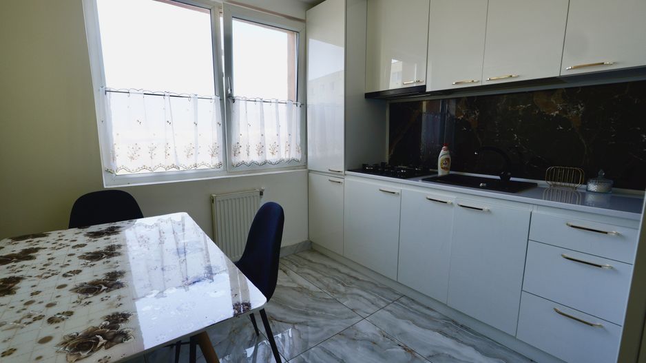 Apartament modern cu 2 camere în Codlea – complet renovat! - Poză 18