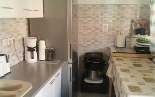 Casa renovata 3 camere teren liber 1250 mp grădină 1400 mp in Colun - Poză 4