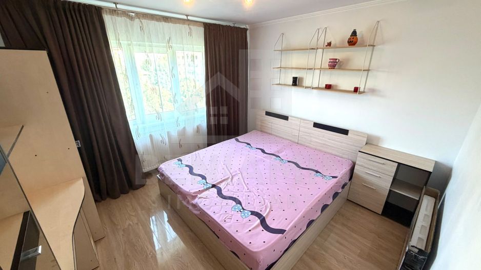 Apartament 3 camere si 2 bai Rovine decomandat 67mp  an1985 - Poză 3