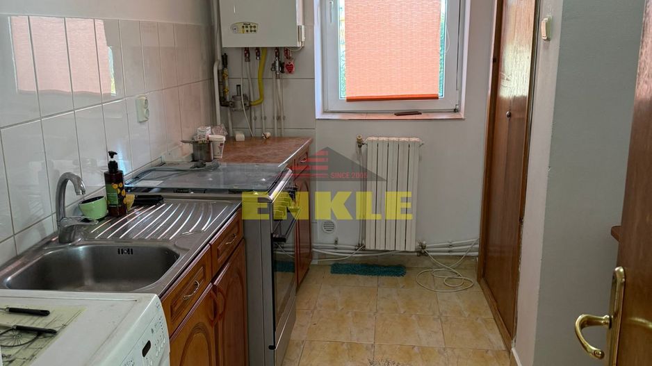 De inchiriat apartament cu 2 camere, zona Bucovina. - Poză 5