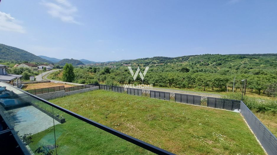 Vilă modernă premium cu piscină interioară, teren 1200 mp și panoramă - Poză 26